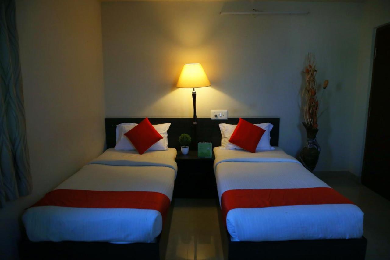 Orange Corner Bangalore Airport Hotel Exterior foto